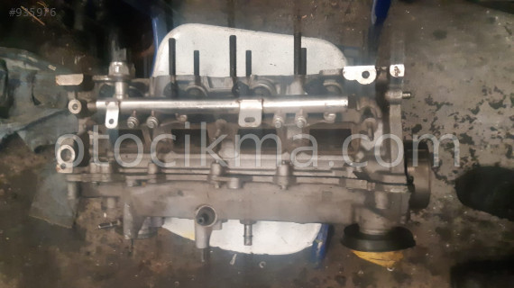 Renault Megane 1.2TCe Çıkma Silindir Kapak-110425271R