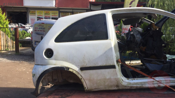 OPEL CORSA C SAĞ ARKA ÇAMURLUK.OTO ERKAN ÜNYE