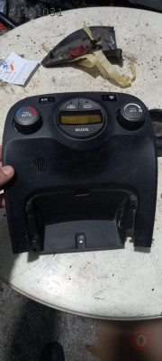 Kia Rio 2 çıkma klima panel çerçevesi