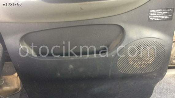 hyundai starex sökme sol ön kapı döşemesi