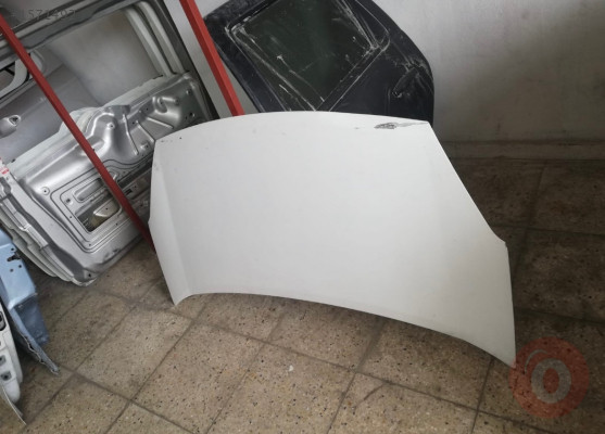 Çıkma beyaz Peugeot partner tepe ön kaput