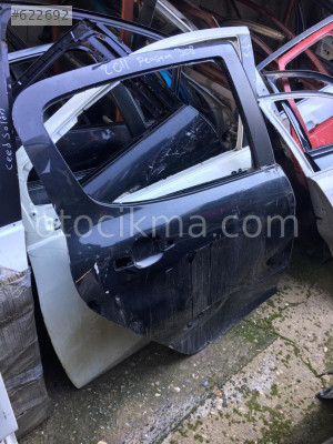 2010 Peugeot 308 sağ arka kapı