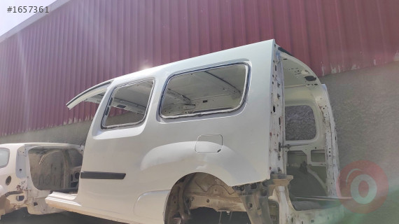 2015 RENAULT KANGOO MAXSİ SOL YAN DUVAR ÇAMURLUK