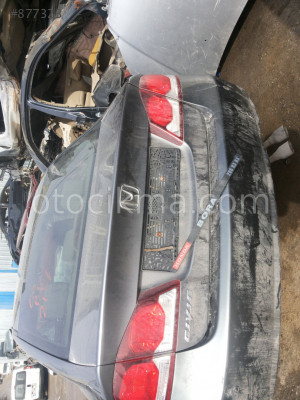 2011 HONDA CİVİC HATASIZ BAGAJ KAPISI.