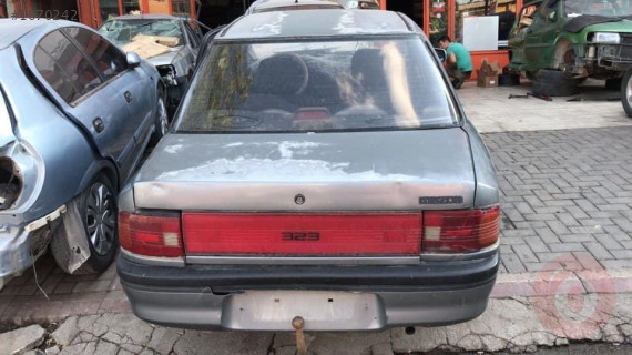 Mazda 323 arka dingil