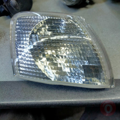3B0953042C VW PASSAT ÖN SAĞ-SOL SİNYAL 3B0953041C-3B0953042C