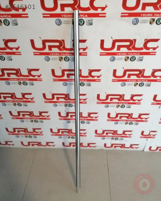 3G0837476D 3G0837476E SAĞ ÖN CAM SIYIRICI ÇITASI KROMLU