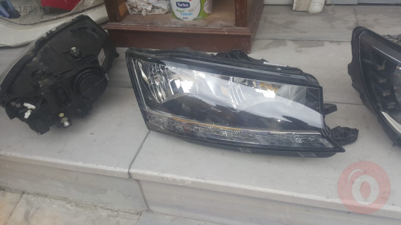skoda fabia sağ far 2018-20 orjinal çıkma parça