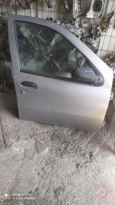 FIAT PALIO SAG ÖN KAPI GUCMANLAR OTO