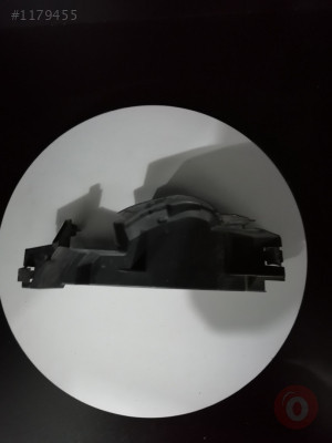 MERCEDES W176 ÖN SAĞ ÇAMURLUK LASTİĞİ