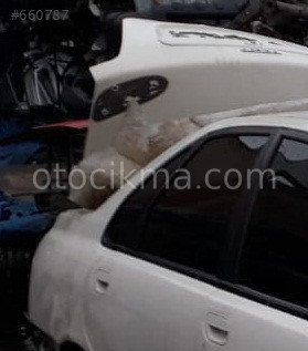 Volvo s40 2001 turbo sağ arka kapı camı.