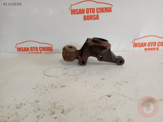 Corolla a101 sağ arka taşıyıcı