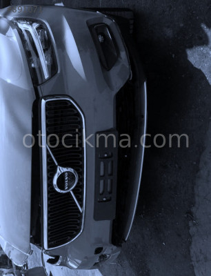 2019 VOLVO XC40 ÇIKMA ÖN TAMPON.