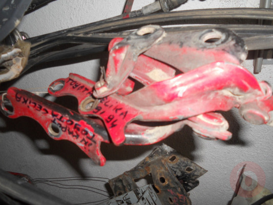 TOYOTA CELICA ÖN KAPUT MENTEŞE - ALKO OTOMOTİV