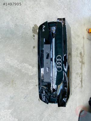 Audi a4 arka bagaj kapagı 2019 2022 model