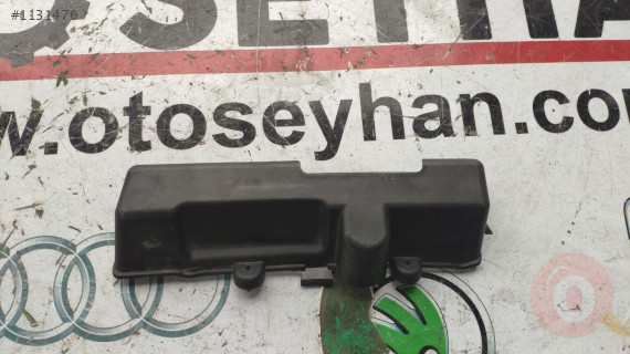 51242991091 bmw x1 bagaj kilidi kapağı