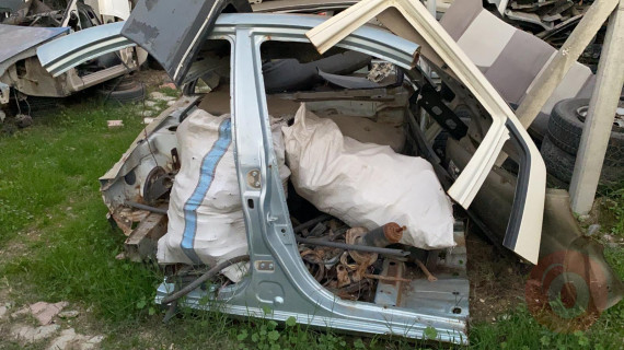 HYUNDAİ ACCENT ERA SAĞ ORTA DİREK MARŞBİYEL SACI 2006 - 2011