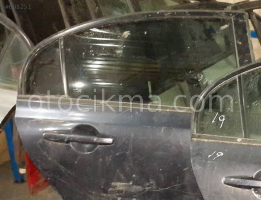 2011 çıkma honda civic sağ kapı kelebek cam