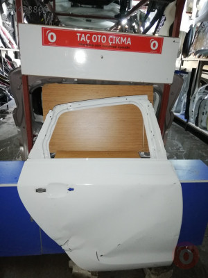 Opel astra j çıkma sağ arka kapı