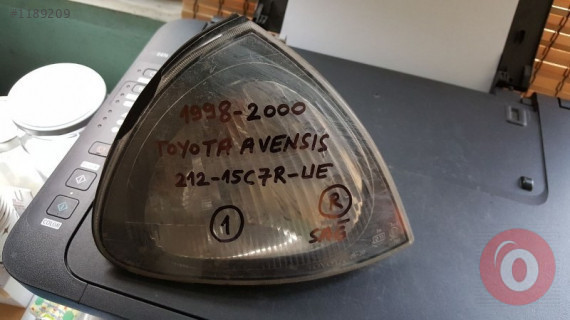 1998-2000 AVENSİS SAĞ SİNYAL TOYOTA ORJİNAL ÇIKMA PARÇA