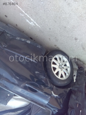 2007 VOLVO S40 HATASIZ SAĞ ARKA JANT LASTİK.