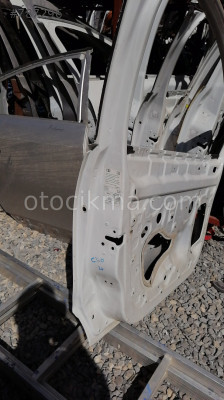 Clio 4 sol ön kapı