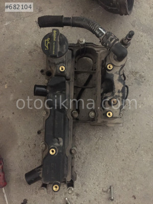 Ford kuga 1.6 cıkma motor üst kapak