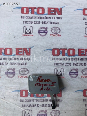 RENAULT MEGANE 2 ARKA ÇEKİ DEMİR KAPAĞI 7700432789