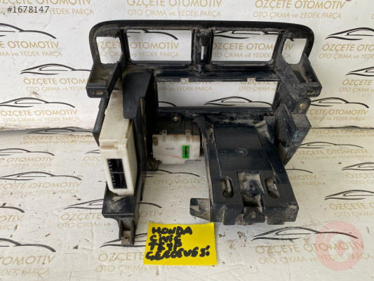 HONDA CİVİC TEYP ÇERÇEVESİ ORJİNAL ÇIKMA TEMİZ ÜRÜN
