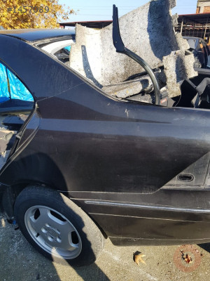 Mercedes C200 W203 Sol Arka Çamurluk Hatasız Orjinal Çıkma