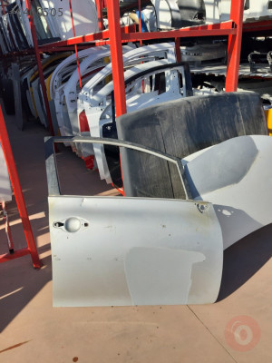 TOYOTA AURİS  10/12  SAĞ ÖN KAPI