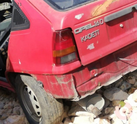 Opel kadett 1.6 çıkma sol stop lambası. Oto Erkan Ünye