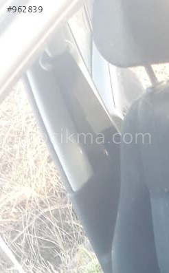 2009 peugeot 207 1.4 benzinli çıkma sağ ön emniyet kemeri