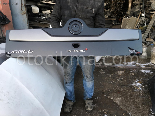 2019 Fiat Doblo Bağaj plastiği