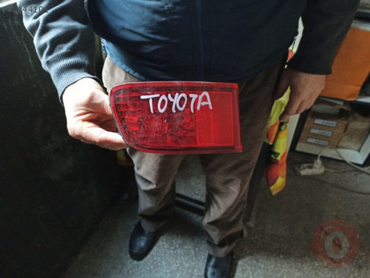 RAV4 REFLEKTÖR TOYOTA ORJİNAL ÇIKMA PARÇA