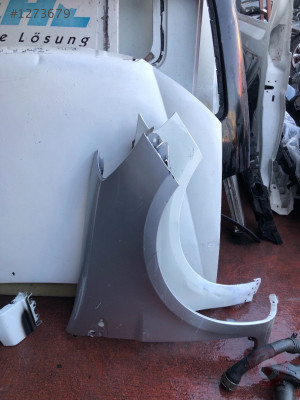 Clio 3 sağ ön çamurluk çıkma orjinal 195