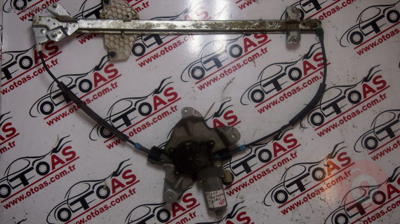 996367100 FORD TRANSİT CONNET SAĞ ÖN CAM KRİKOSU