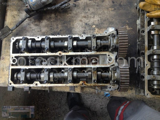 FORD FOCUS 1.6 BENZİNLİ SİLİNDİR KAPAK KAPAĞI