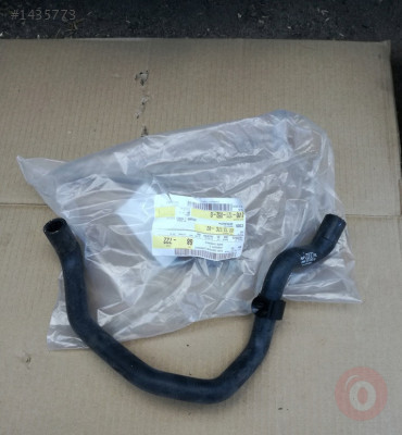AUDİ A4 A5 1.4 CVNA TFSİ RADYATÖR SU HORTUMU 8W0121052G