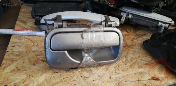 opel vectra b çıkma sağ ön kapı kolu.