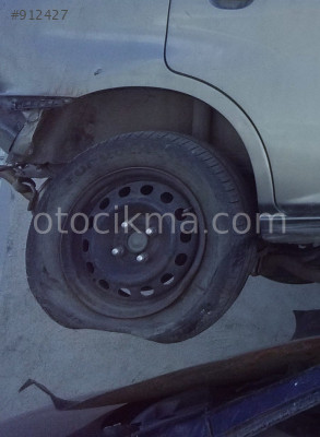 2006 HONDA CİTY ORİJİNAL SAĞ ARKA JANT LASTİK.