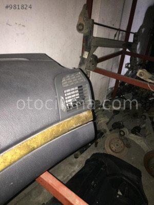 Mercedes W211 Sağ Üfleme Izgarası hatasız orjinal çıkma