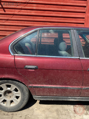 BMW 5.20 SAĞ ARKA KAPI ÇIKMA