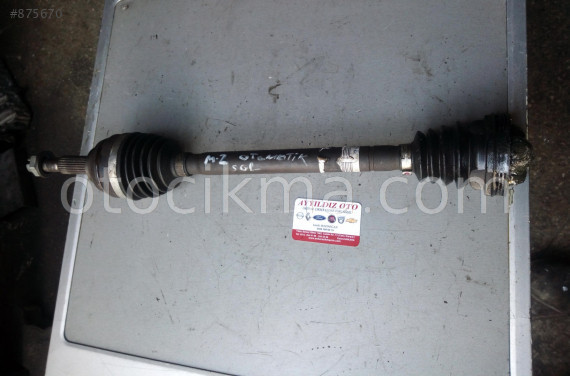 RENAULT MEGANE 2 1.5 OTOMATİK SOL AKİS