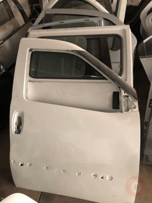 FİAT DOBLO 4 HATASIZ ORJİNAL ÇIKMA SAĞ ÖN KAPI