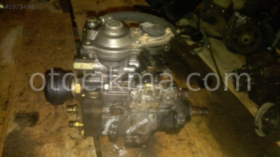 mahindra 8 valf çıkma mazot pompası
