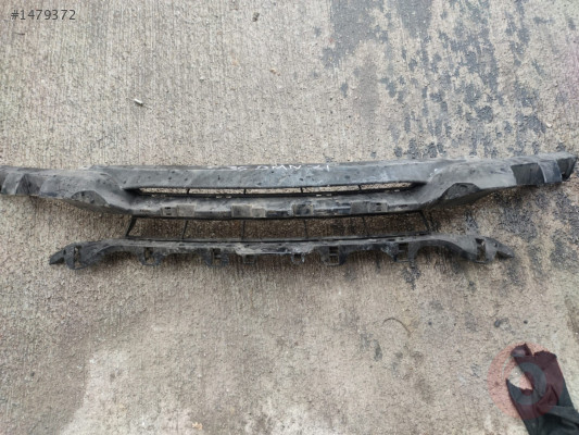 BMW 3 Serisi F30 Ön Tampon Orta Izgara 51117263478