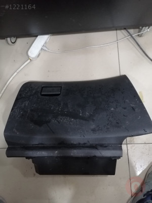 NİSSAN QASHQAİ TORPİDO ALT BAKALİT
