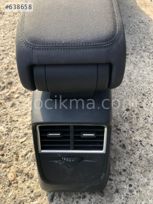 Audi A3 15-18 1.6 TDİ Üfleme ızgaraları arka hatasız orjinal