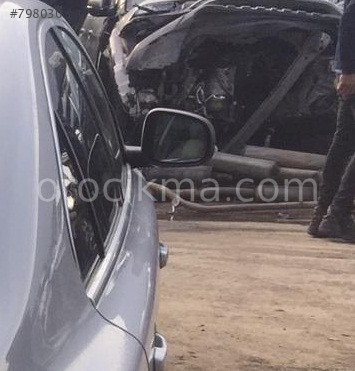 VOLVO S80 ÇIKMA SAĞ DİKİZ AYNA CAMI MEVCUTTUR.